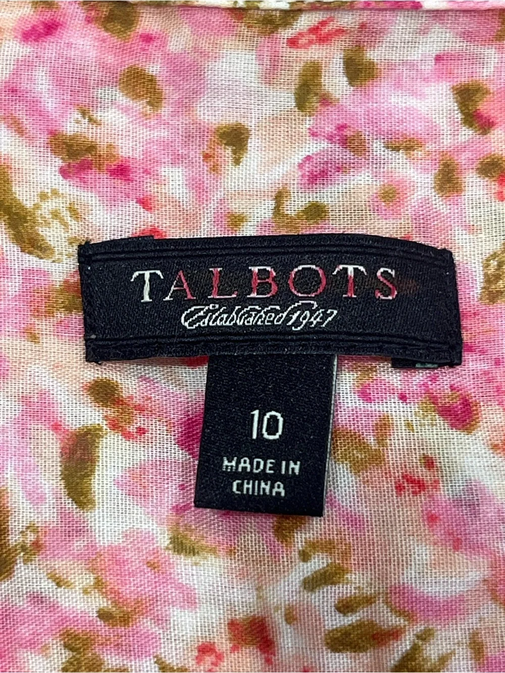 Talbots Pink Floral 100% Cotton Button Down Shirt Blouse Size 10
